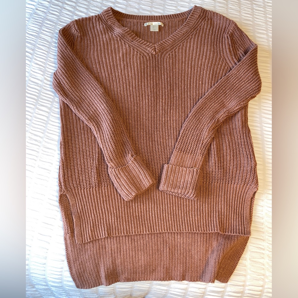 Kaisley dusty rose sweater size large